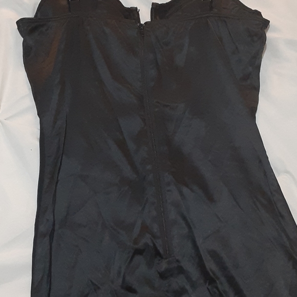 Satin and Mesh Black Dress - Picture 4 of 4